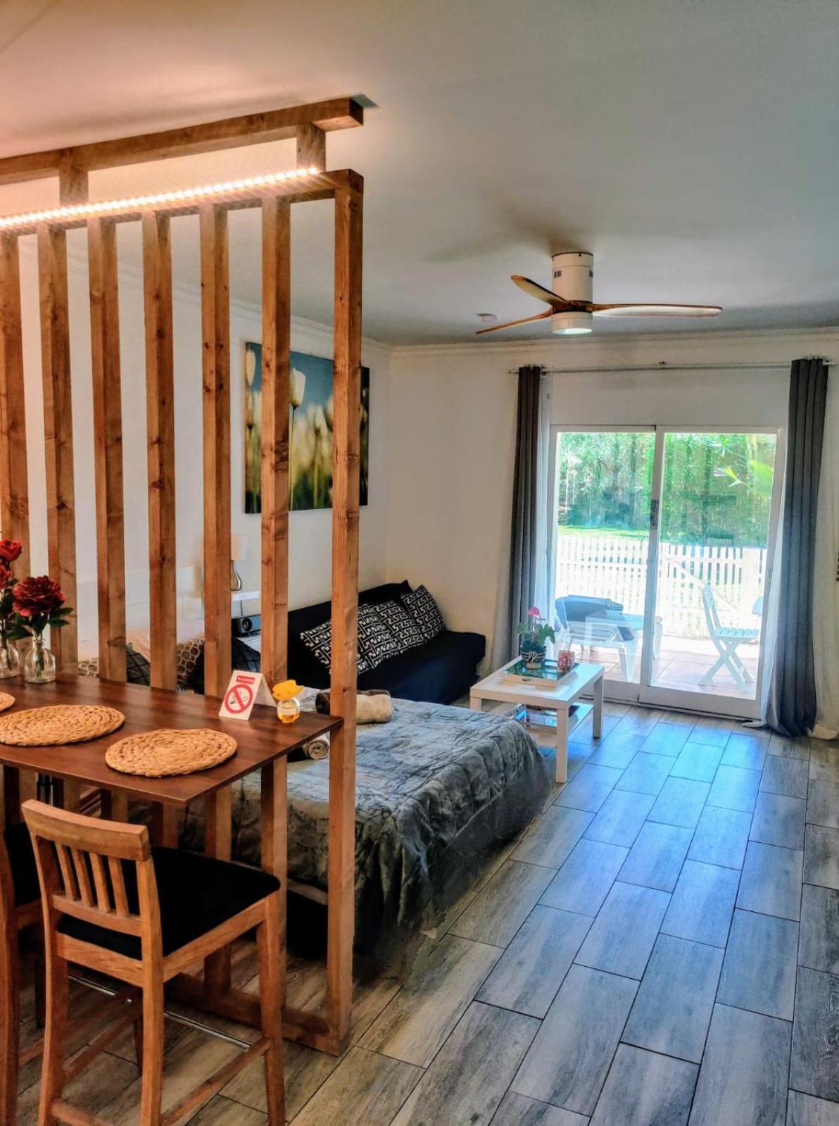 Puerto Banus Apartment Near Beachfront, Big Sunny Terrace, Pool, Tennis Court, Parking & Movies Projector มาร์เบยา ภายนอก รูปภาพ