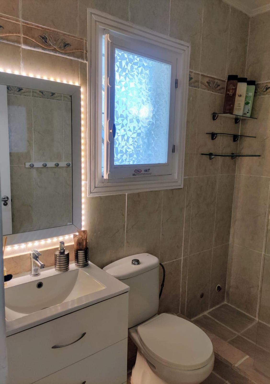 Puerto Banus Apartment Near Beachfront, Big Sunny Terrace, Pool, Tennis Court, Parking & Movies Projector มาร์เบยา ภายนอก รูปภาพ